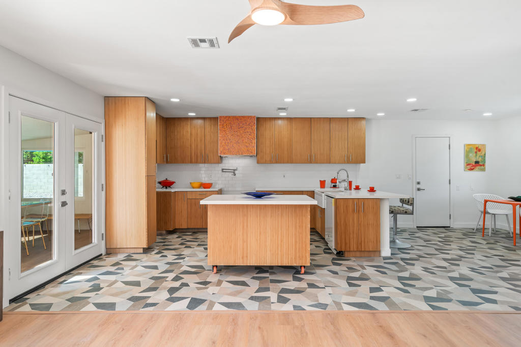 MLS #219135571PS image #12