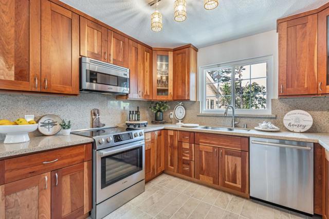 310 Clifton Road, Pacifica CA: https://media.crmls.org/mediaz/65b62134-7e32-4f1f-a5f6-f2201f17a004.jpg