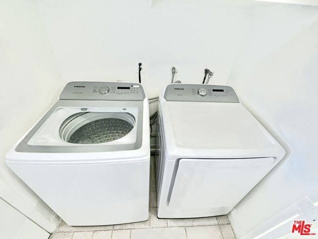 23744 Hartland Street, West Hills CA: https://media.crmls.org/mediaz/65b62c83-f0a8-4848-95b3-065b0995f7f4.jpg