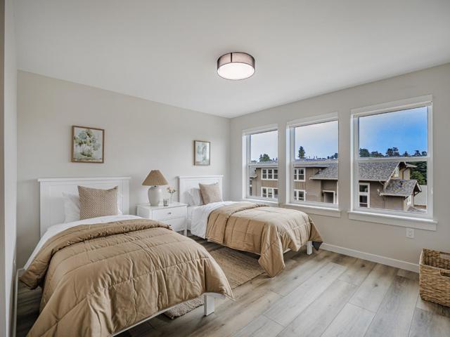 131 Aptos Village Way, Aptos CA: https://media.crmls.org/mediaz/65b64404-7dba-4c67-883e-ed55f8b3aec3.jpg