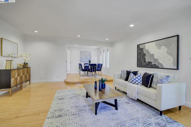 41025 Pajaro Dr, Fremont CA: https://media.crmls.org/mediaz/65b7bafb-62d6-4d2a-9cca-6ff0a378bba8.jpg