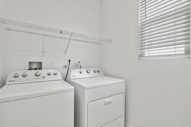 5140 Calle Sand Arch, San Diego CA: https://media.crmls.org/mediaz/65b80414-a185-4dca-8631-4164308eb534.jpg