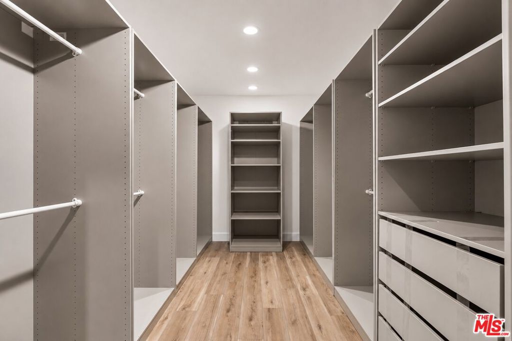 MLS #26655829 image #3