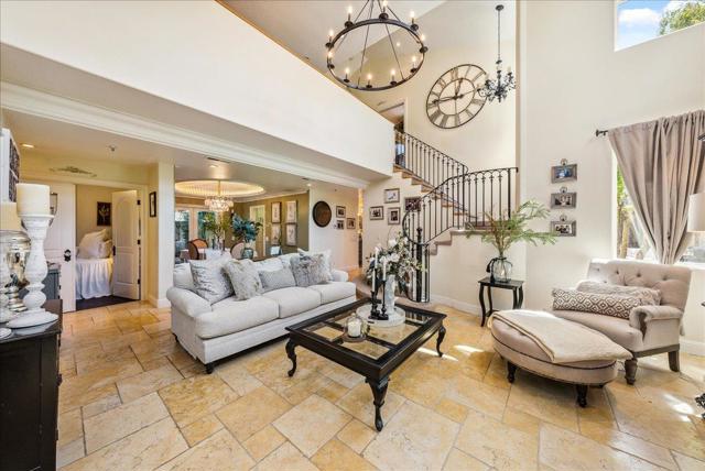 17666 Winding Creek Road, Salinas CA: https://media.crmls.org/mediaz/65b85cb2-b1f0-45f8-a641-796e033fb180.jpg