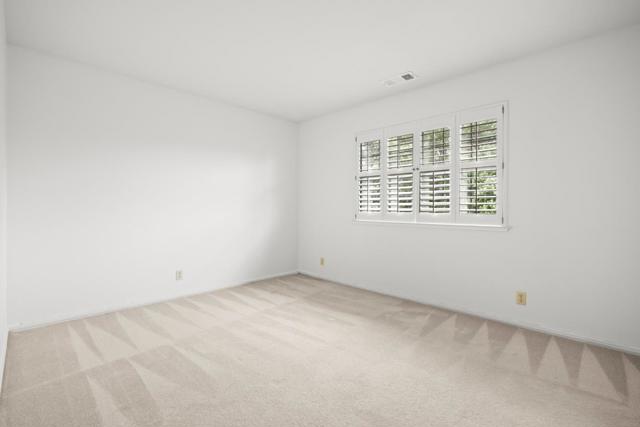 420 Greenbrier Road, Half Moon Bay CA: https://media.crmls.org/mediaz/65b862fa-7562-43f9-979d-38cb706cd7c9.jpg