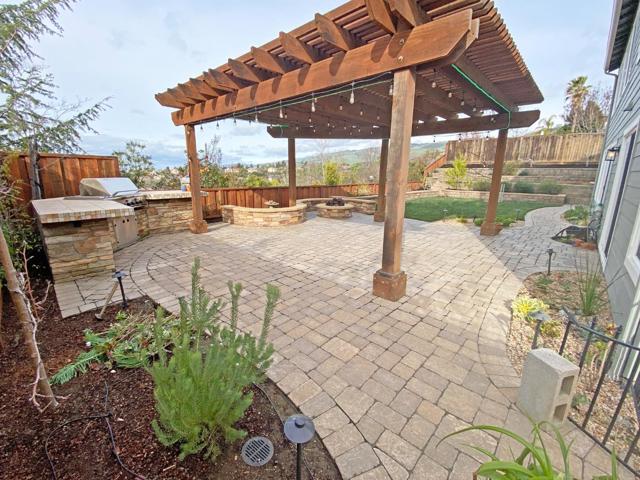 6279 Skywalker Drive, San Jose CA: https://media.crmls.org/mediaz/65b8ac0a-8db2-4b89-a20e-f1b5008b5377.jpg