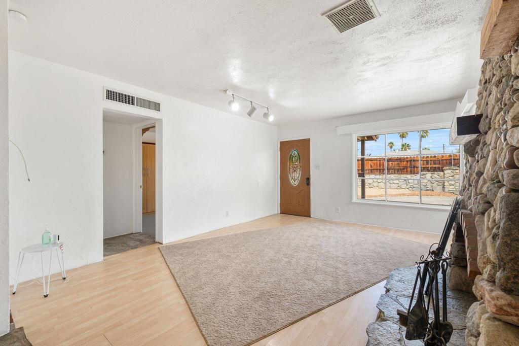 MLS #219136889DA image #11