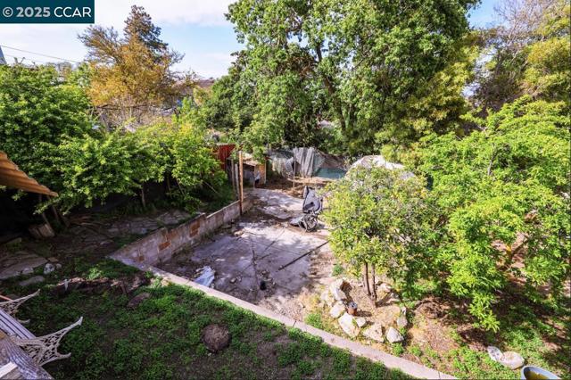 216 Suisun Ave, Rodeo CA: https://media.crmls.org/mediaz/65b97e18-712c-420c-8ef6-75d9fa59c118.jpg