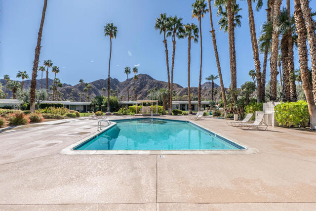 76670 Lark Lane, Indian Wells CA: https://media.crmls.org/mediaz/65bb7d6f-5a20-4732-834e-98e1344e4e53.jpg