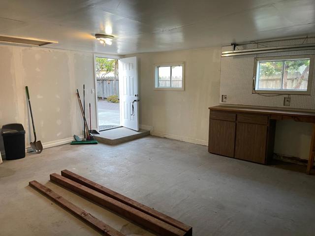 720 Amador Avenue, Seaside CA: https://media.crmls.org/mediaz/65bbeafc-41e7-415d-b6df-aacc514038d6.jpg