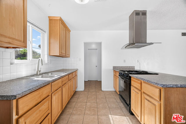 1320 West Farlington Street photo 14