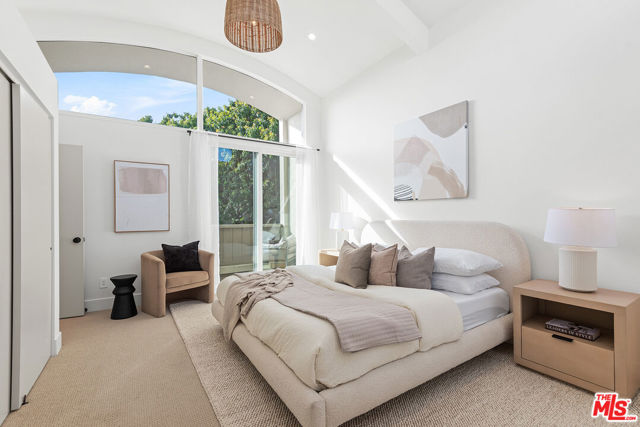 13234 Fiji Way, Marina del Rey CA: https://media.crmls.org/mediaz/65be308b-49a4-418e-b857-9338c0f57fd2.jpg