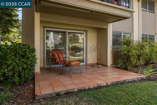 1617 Ptarmigan Dr, Walnut Creek CA: https://media.crmls.org/mediaz/65bee5eb-5552-4061-9ae6-dd0acc635cb6.jpg