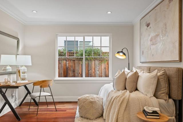 2124 Oakley Avenue, Menlo Park CA: https://media.crmls.org/mediaz/65bf16e5-e542-420d-8382-eca1c422bbc3.jpg