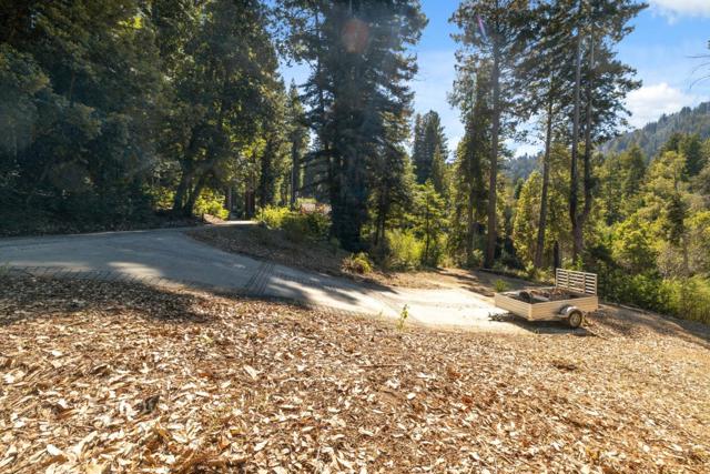 185 Sweetwater Lane, Ben Lomond CA: https://media.crmls.org/mediaz/65bf8146-584e-419d-b451-61ed002ed0fb.jpg