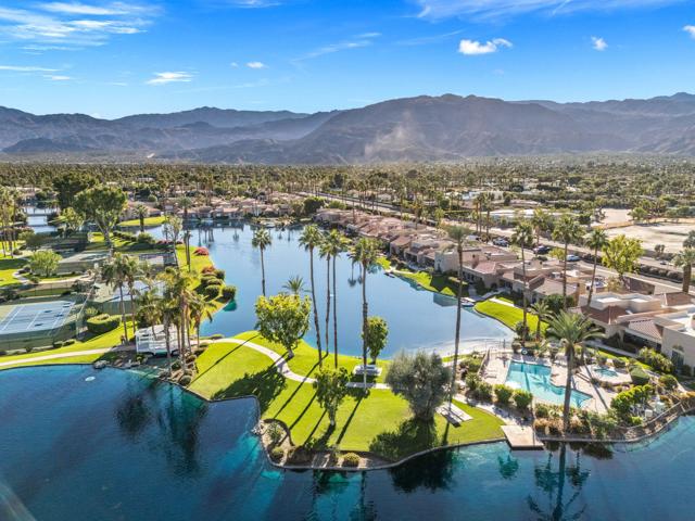 210 Desert Lakes Drive, Rancho Mirage CA: https://media.crmls.org/mediaz/65bfe0d4-cd92-4595-98f9-1530b7857d50.jpg