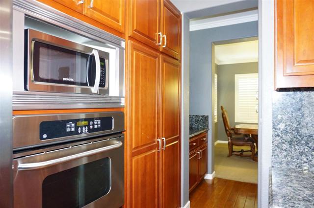 334 Honeybell Street, Los Banos CA: https://media.crmls.org/mediaz/65c289d4-2171-4345-9caf-294dce07c4e6.jpg
