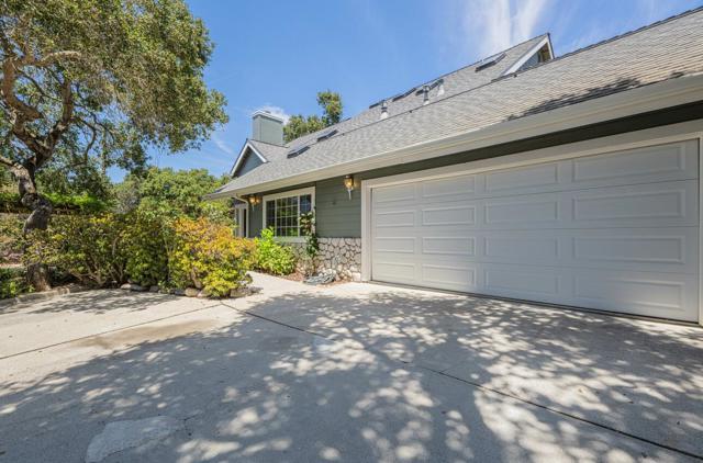 158 Echo Valley Road, Prunedale CA: https://media.crmls.org/mediaz/65c293ae-88a7-4d69-992d-6f8d578ff664.jpg