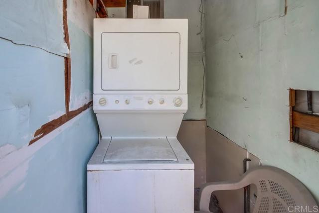1828 34 B Avenue, National City CA: https://media.crmls.org/mediaz/65c2bcd0-9471-408e-a412-6cf3b34944b6.jpg
