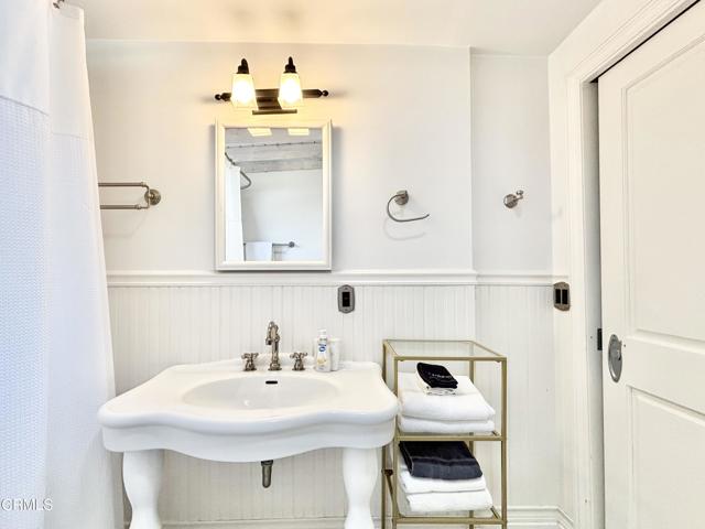 Detail Gallery Image 18 of 29 For 1205 Ocean Dr, Oxnard,  CA 93035 - 2 Beds | 2 Baths