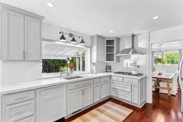 2 Black Tail Lane, Monterey CA: https://media.crmls.org/mediaz/65c39bf7-b837-4ef7-83f3-b898b71a2b3d.jpg