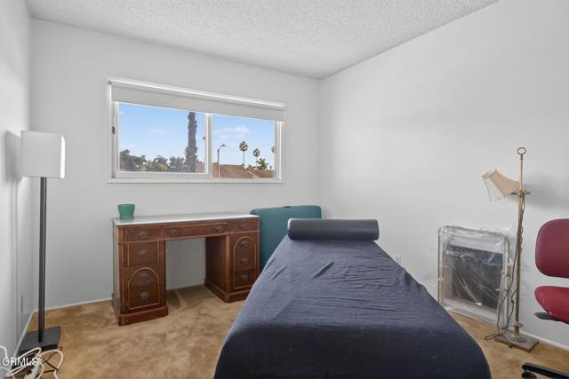 2833 Sailor Avenue, Ventura CA: https://media.crmls.org/mediaz/65c3e2e6-caba-4241-a846-47893588b4fb.jpg