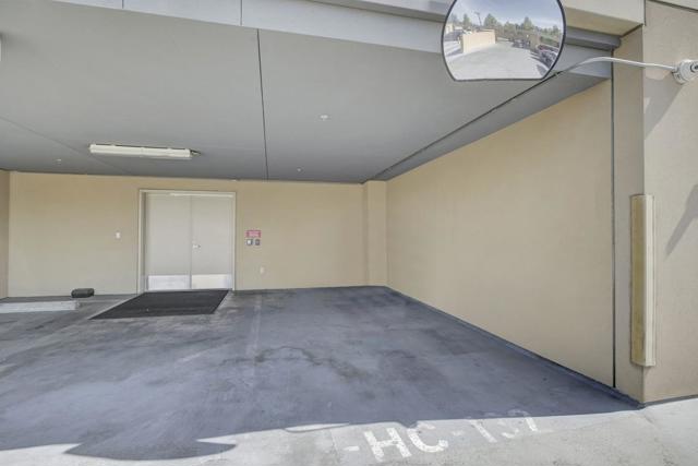 175 W Saint James Street, San Jose CA: https://media.crmls.org/mediaz/65c4147e-9860-4b17-a8ba-a099a141c873.jpg