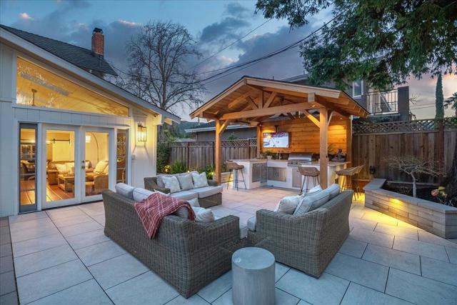 305 Albert Drive, Los Gatos CA: https://media.crmls.org/mediaz/65c49bd6-7488-4048-8a5d-3c70a92a0992.jpg
