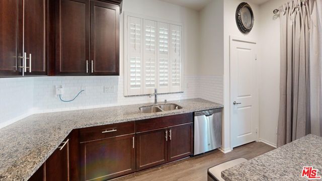 18215 Astro Court, Santa Clarita CA: https://media.crmls.org/mediaz/65c57bb3-d3b2-4d1d-b3a1-d484cb6c392b.jpg