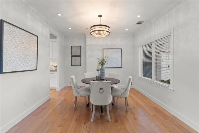15211 Becky Lane, Monte Sereno CA: https://media.crmls.org/mediaz/65c5dd20-b312-4833-8178-339b923498f2.jpg