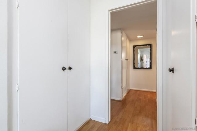 3845 Groton St, San Diego CA: https://media.crmls.org/mediaz/65c75c0f-18a1-41e3-b09c-c05ac45cf770.jpg