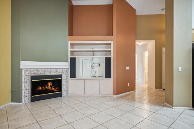 Image 8 of 49 For 44450 Ocotillo Drive