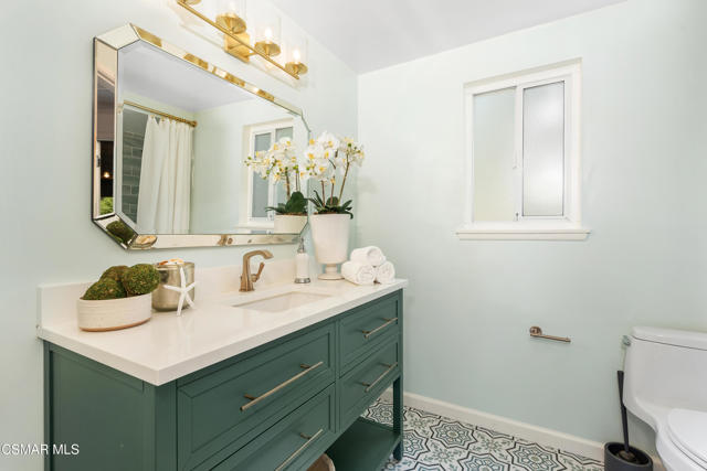 1063 Valley High Avenue, Thousand Oaks CA: https://media.crmls.org/mediaz/65ca4aa2-d666-4e72-8f1c-9c8eb82bf8b3.jpg