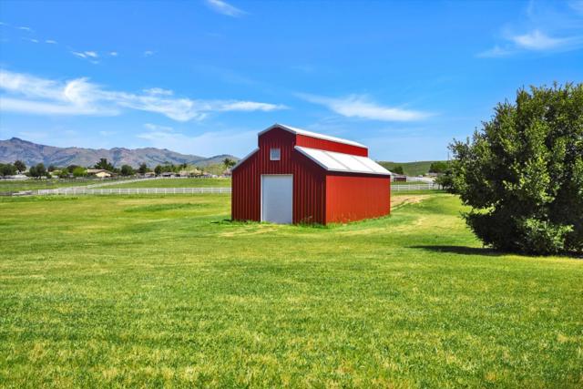 525 Heatherwood Estates Drive, Hollister CA: https://media.crmls.org/mediaz/65ca5793-9b25-4e0e-a6fa-97f99d8b7ff4.jpg