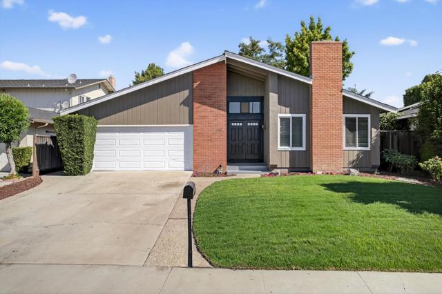 125 Juneberry, San Jose CA: https://media.crmls.org/mediaz/65cac879-c74b-4219-b0b2-e055129cf097.jpg