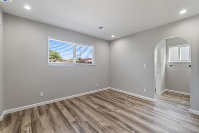 4643 sloan, Fremont CA: https://media.crmls.org/mediaz/65cb8892-ec75-42b3-83dd-33f763708d35.jpg