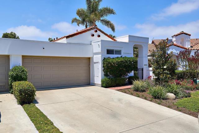 Detail Gallery Image 1 of 36 For 5085 Siros Way, Oceanside,  CA 92056 - 2 Beds | 2 Baths