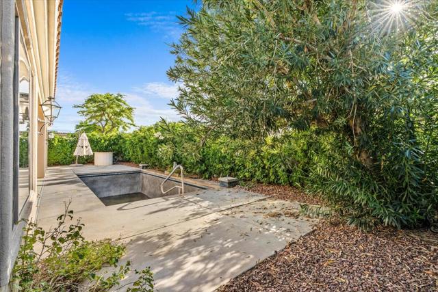 80735 Camino Santa Elise, Indio CA: https://media.crmls.org/mediaz/65cc45f1-992a-4e7b-972d-87ff5dd8c909.jpg