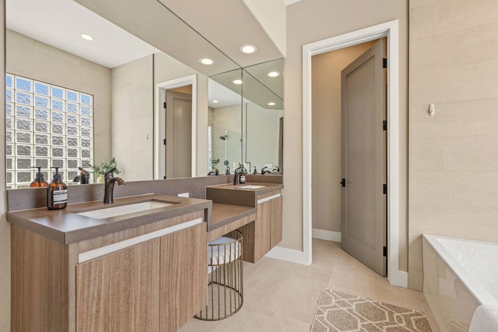 MLS #219136597DA image #23