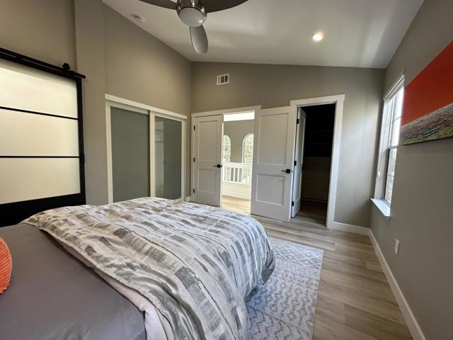 1 Passage Lane, Redwood City CA: https://media.crmls.org/mediaz/65cd8007-3206-4a5d-a5b7-eb63e40666e2.jpg