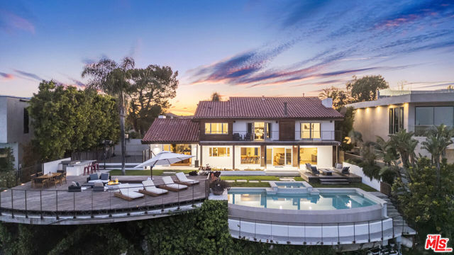 2028 Stradella Road, Los Angeles CA: https://media.crmls.org/mediaz/65cdd134-70c3-434c-b3ea-41aa9e6e79c9.jpg