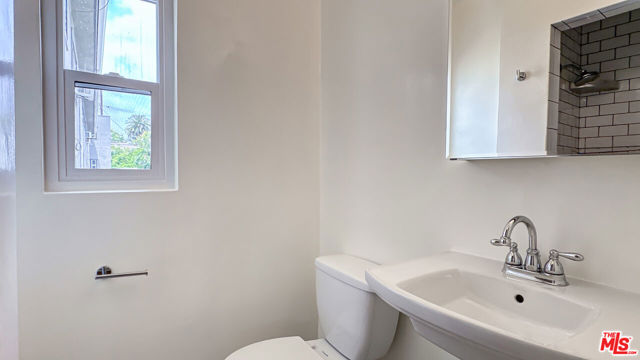 1241 N Fairfax Avenue, West Hollywood CA: https://media.crmls.org/mediaz/65ceacb3-2e05-4eaf-b5a7-e699ca818067.jpg