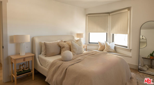 1715 S Kingsley Drive, Los Angeles CA: https://media.crmls.org/mediaz/65d044c1-0db3-468c-8336-b9d7ffeb38c1.jpg