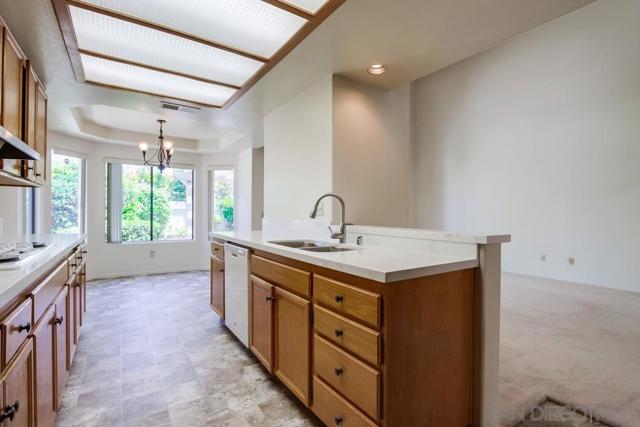 11742 Avenida Sivrita, San Diego CA: https://media.crmls.org/mediaz/65d0d539-5c1d-40d5-b47d-5be2dba476ea.jpg
