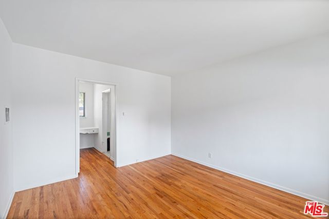 9620 Braddock Drive, Culver City CA: https://media.crmls.org/mediaz/65d1552d-adcd-487a-87c3-0a85ae0c1b47.jpg