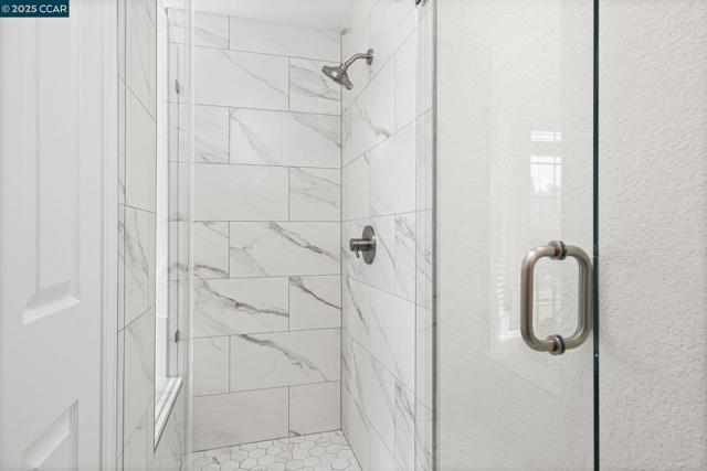 122 Cortona Dr, San Ramon CA: https://media.crmls.org/mediaz/65d1643f-9182-4f48-916b-124b78155243.jpg