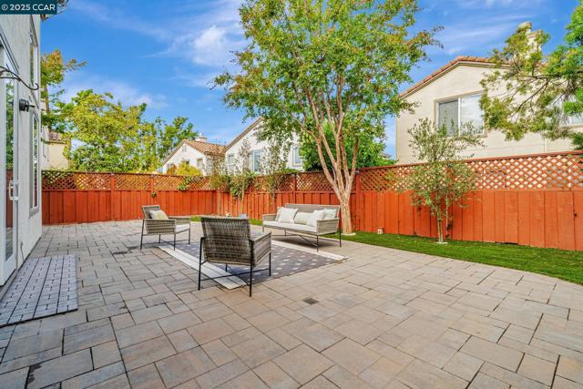 115 Sapphire Ct, San Ramon CA: https://media.crmls.org/mediaz/65d2387e-f3fe-495f-8606-ea32c65a5afc.jpg