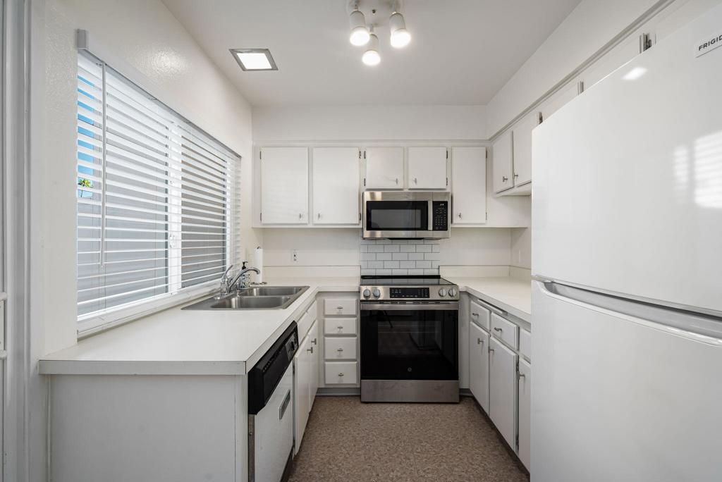 MLS #219138674DA image #11