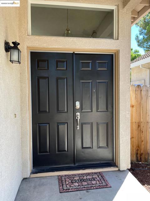 4529 Pronghorn Way, Antioch CA: https://media.crmls.org/mediaz/65d2ba53-edc1-4116-ade4-92f54ec9cac6.jpg