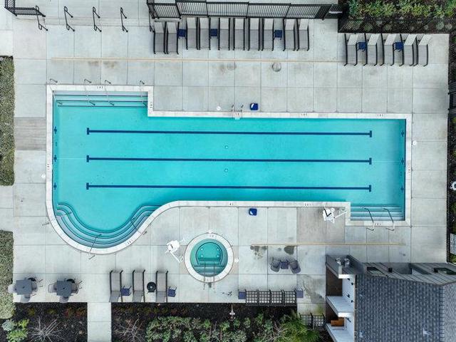 2008 White Oak Drive, Hollister CA: https://media.crmls.org/mediaz/65d31a6e-f476-49e8-8a54-7932cb081bf6.jpg